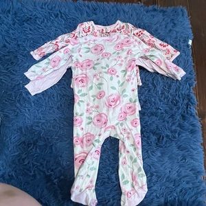 Set of 3 Footie PJS 6-9m